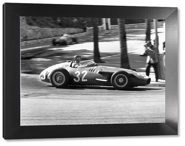 1957 Monaco Grand Prix: Juan Manuel Fangio, 1st position, action