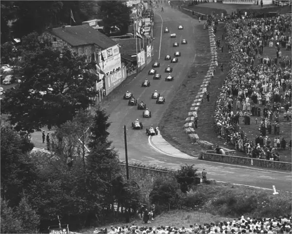 1952 Belgian Grand Prix: Alberto Ascari and Giuseppe Farina lead at the start. Jean Behra lead briefly at the end of the lap, action