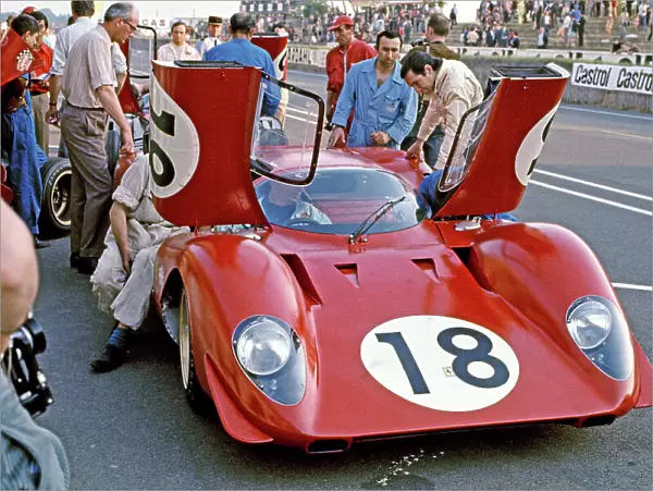1969 Le Mans 24 Hours: Pedro Rodriguez  /  David Piper, retired, in the pit lane, portrait
