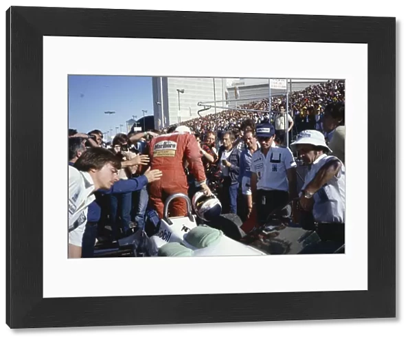 1981 Caesars Palace Grand Prix: Carlos Reutemann qualifies his car on pole