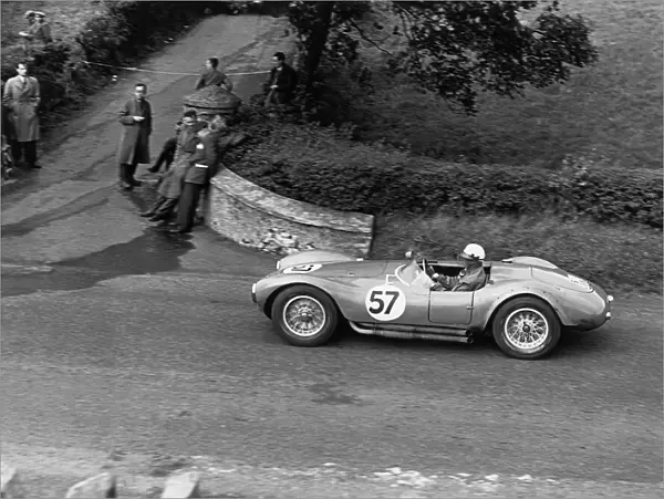 1954 Tourist Trophy: Luigi Musso  /  Sergio Mantovani, 5th position, action