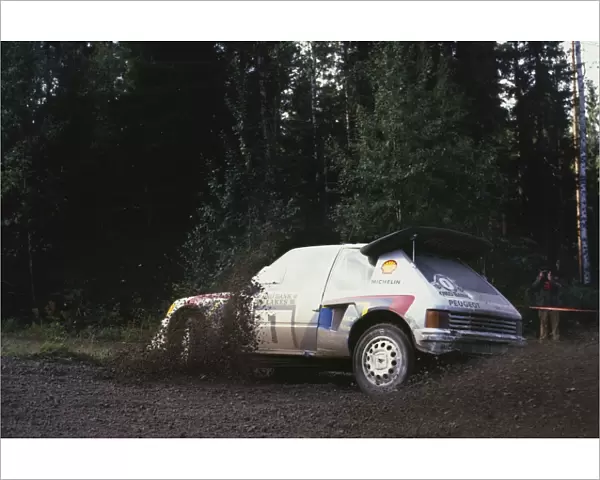 1986 World Rally Championship: Timo Salonen  /  Seppo Harjanne, 1st position, action