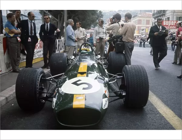 1969 Monaco Grand Prix: Jack Brabham, Brabham BT26-Ford, retired, in the pit lane