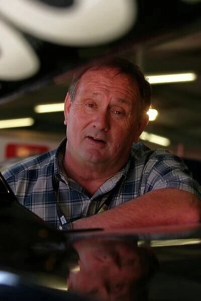 04av807. David Flint (AUS) FPR.. Australian V8 Supercars