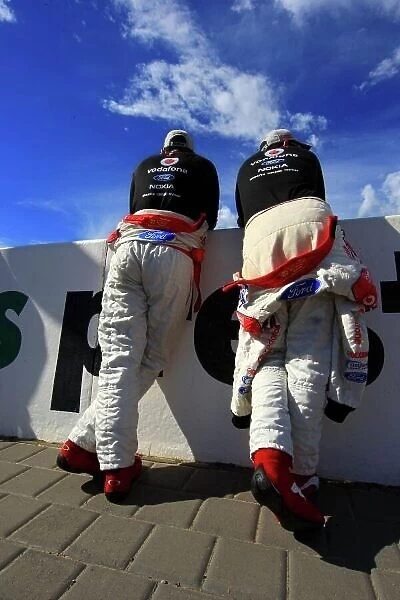 08av804. L-R: Craig Lowndes (AUS) and Jamie Whincup (AUS) Team Vodafone 888 Ford.