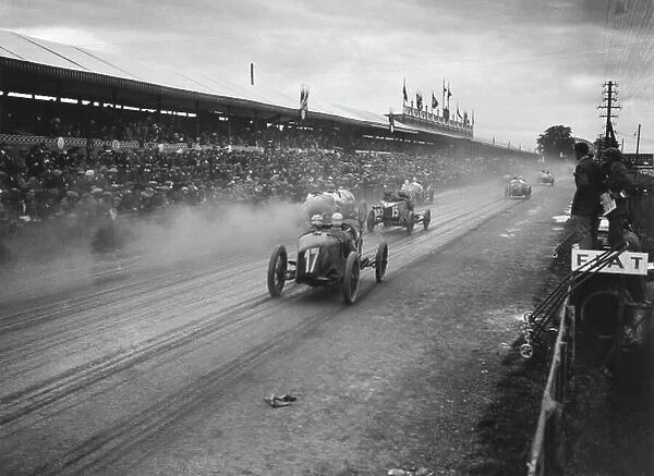 1922 French Grand Prix. Strasbourg, France. 16 July 1922. The first massed start to a grand prix. Car number 17 is Biagio Nazzaro in a Fiat 804. He died after the rear axle casting failed causing him to crash. World Copyright: LAT Photographic Ref