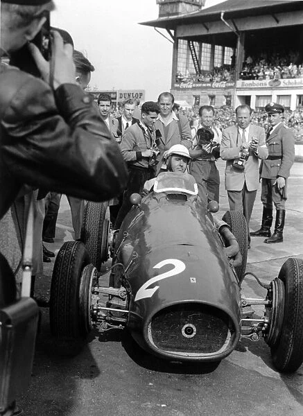 1953 German Grand Prix - Giuseppe Farina: Giuseppe Farina, 1st position, action