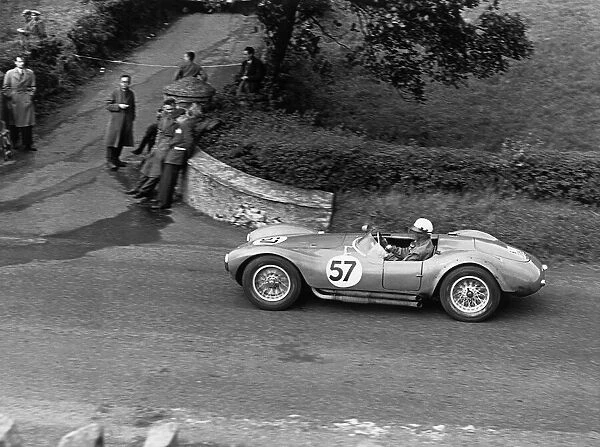 1954 Tourist Trophy: Luigi Musso  /  Sergio Mantovani, 5th position, action