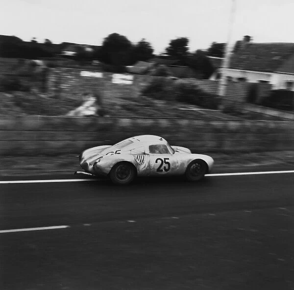 1956 Le Mans 24 hours: Richard von Frankenberg  /  Wolfgang von Trips, 5th position, action