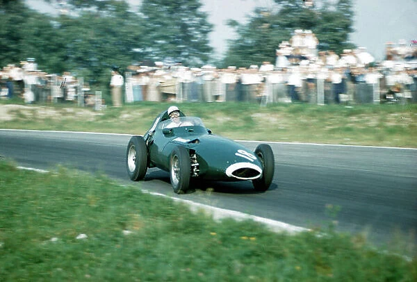 1957 Italian Grand Prix. Monza, Italy. 6-8 September 1957. Stirling Moss (Vanwall VW) 1st position. Ref-57 ITA 13. World Copyright - LAT Photographic