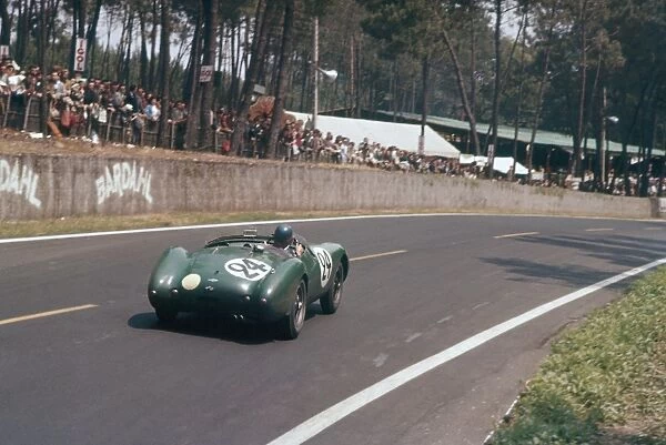 1957 Le Mans 24 hours: Peter Jopp  /  Dickie Stoop, retired