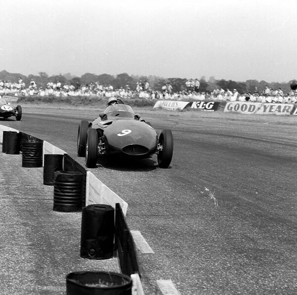 1958 British Grand Prix. Ref-2237. World ©LAT Photographic