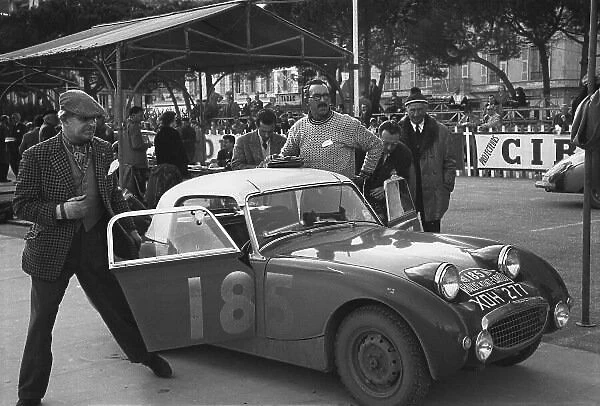1959 Monte Carlo Rally. Monte Carlo Monaco. 16th - 25th January 1959. Tommy Wisdom  /  Douglas Johns (Austin-Healey Sprite), 5th in Class, 63rd overall. World Copyright: LAT Photographic. Ref: 8148A - 30