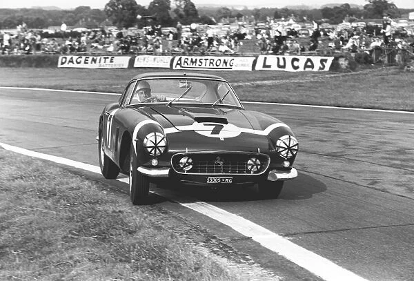 1960 Tourist Trophy: Stirling Moss, 1st position, action
