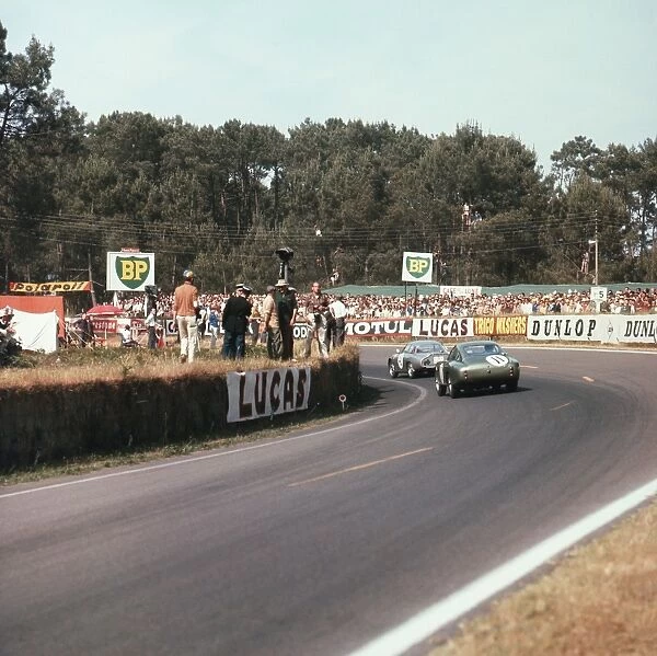 1962 Le Mans 24 hours: Graham Hill  /  Richie Ginther, retired, follows Karl Foitek  /  Ricciardo Ricci, retired