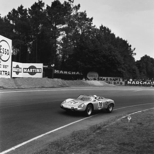 1963 Le Mans 24 Hours: Edgar Barth  /  Herbert Linge, 8th position, action