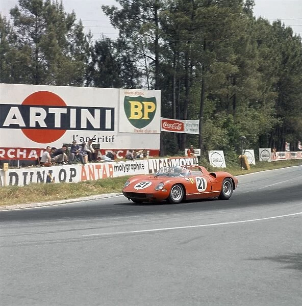 1963 Le Mans 24 Hours: Ludovico Scarfiotti  /  Lorenzo Bandini, 1st position, action