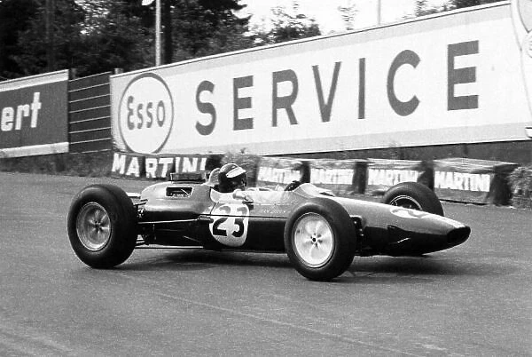 1964 Belgian Grand Prix. Spa-Francorchamps, Belgium. 14 June 1964. Jim Clark, Lotus 25-Climax, 1st position, action. World Copyright: LAT Photographic