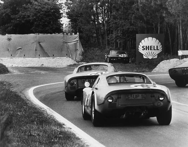 1965 Le Mans 24 Hours: Gerhard Koch  /  Toni Fischhaber, 5th position, follows Herbert Linge  /  Peter Nocker, 4th position, action