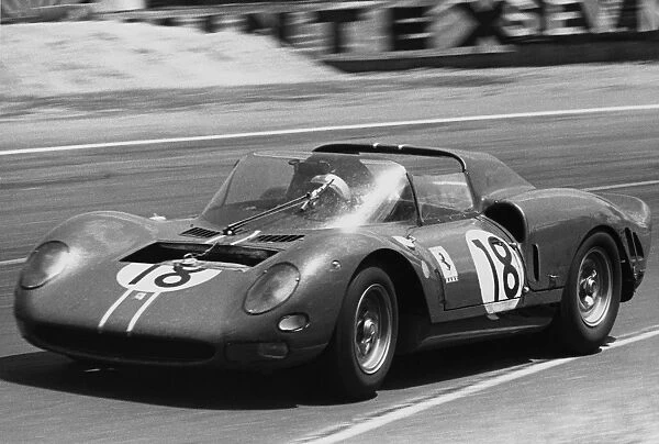 1965 Le Mans 24 Hours: Nino Vaccarella  /  Pedro Rodriguez, 7th position, action