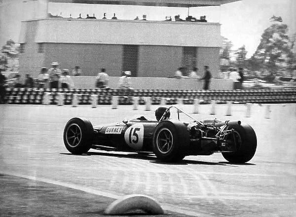 1966 Mexican Grand Prix. Mexico City, Mexico. 23 October 1966. Dan Gurney, Eagle AAR101-Climax, 5th position, action. World Copyright: LAT Photographic Ref: b&w print