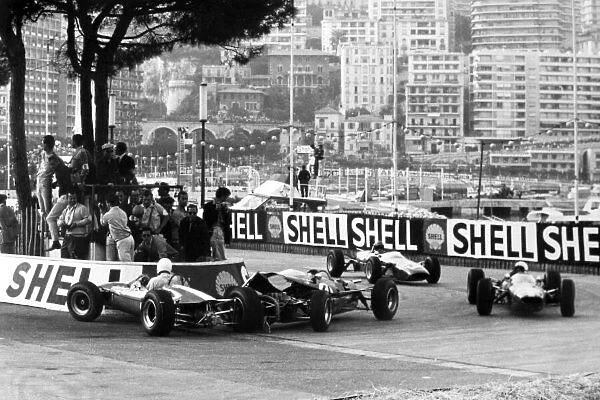 1966 Monaco F3 Grand Prix. Monte Carlo, Monaco. 22 May 1966. Accident at the hairpin, action. World Copyright: LAT Photographic Ref: Motor b&w print