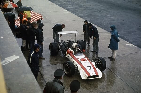 1968 German Grand Prix - John Surtees: John Surtees, retired, action