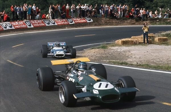 1969 French Grand Prix: Jacky Ickx, Brabham BT26A Ford, leads Jean-Pierre Beltoise, Matra MS80 Ford