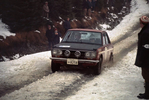 1969 RAC Rally. 14th - 20th November 1969. Rauno Aaltonen  /  Tony Ambrose (Datsun SSS Coupe), 8th position, action. World Copyright: LAT Photographic