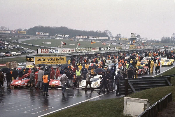 1970 BOAC Brands Hatch 1000 Kms. Brands Hatch, England. 12th April 1970. The cars line up on the grid for the start of the race. World Copyright: LAT Photographic. Ref: 70BOAC_Brands_7