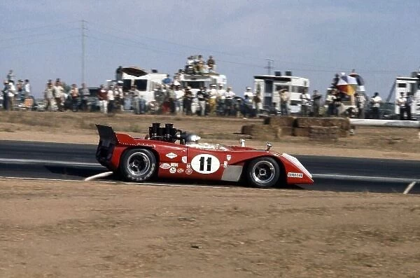 1970 Can-Am Challenge Cup. CanAm race. Riverside, California, United States (USA). 1 November 1970. Lothar Motschenbacher (McLaren M12-Chevrolet), 5th position. World Copyright: LAT Photographic Ref: 35mm transparency 70CANAM25