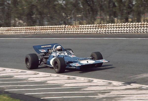 1970 Mexican Grand Prix. Mexico City, Mexico. 23-25 October 1970. Jackie Stewart (Tyrrell 001 Ford). Ref-70 MEX 87. World Copyright - LAT Photographic