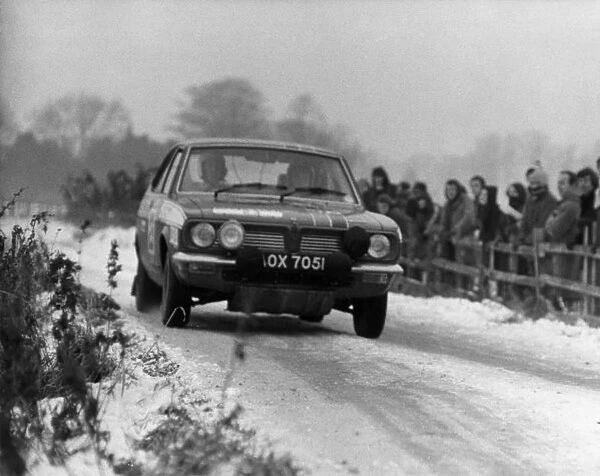 1971 Daily Mirror RAC Rally: Brian Culcheth  /  William Cave, 20th position overall, action