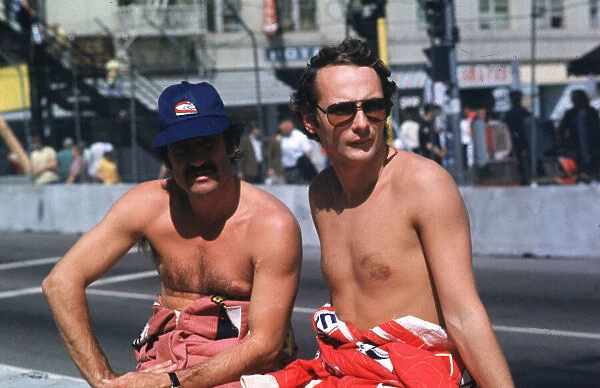1976 US GP EAST - LONG BEACH NIKI LAUDA WITH TEAM MATE CLAY REGAZZONI. PHOTO: LAT
