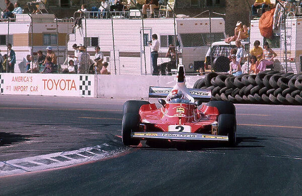 1976 United States Grand Prix West. Long Beach, Calfornia, USA. 26-28 March 1976. Clay Regazzoni (Ferrari 312T) 1st position. Ref-76 LB 03. World Copyright - LAT Photographic