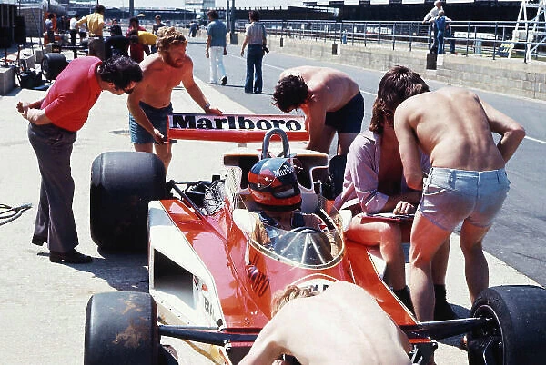 1977 British Grand Prix, Silverstone, England 14th-16th July 1977 Gilles Villeneuve, McLaren M23-Ford World Copyright LAT Photographic