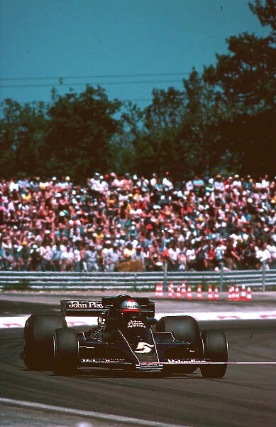 1977 French Grand Prix. Dijon-Prenois, France. 1-3 July 1977. Mario Andretti (Lotus 78 Ford) 1st position. Ref-77 FRA 18. World Copyright - LAT Photographic