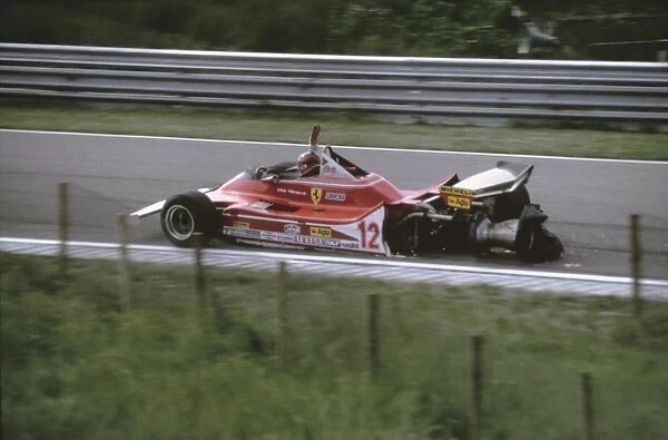 1979 Dutch Grand Prix: Gilles Villeneuve, retired, calls it a day, but only after a blown tyre had caused a rear suspension failure on lap 48, action