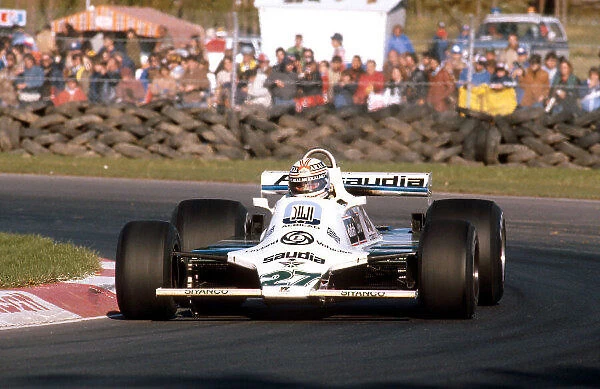 1980 Canadian Grand Prix. Montreal, Canada. 26-28 September 1980. Alan Jones (Williams FW07B Ford) 1st position. Ref-80 CAN 01. World Copyright - LAT Photographic