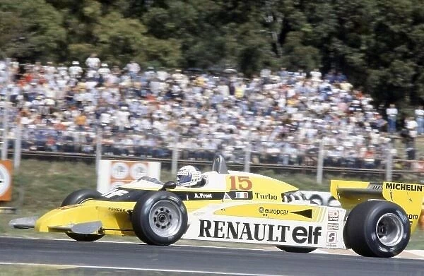 1981 Argentinian Grand Prix. Buenos Aires, Argentina. 10-12 April 1981. Alain Prost (Renault RE20), 3rd position. World Copyright: LAT Photographic Ref: 35mm transparency 81ARG06