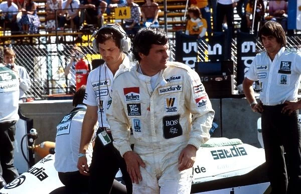 1981 Las Vegas Grand Prix: Alan Jones 1st position, with Frnk Dernie behind