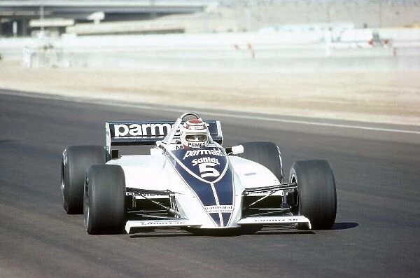 1981 Las Vegas Grand Prix. Caesar's Palace, Las Vegas, Nevada, USA. 15-17 October 1981. Nelson Piquet (Brabham BT49C-Ford Cosworth), 5th position to clinch the World Championship. World Copyright: LAT Photographic Ref: 35mm transparency 81LV16