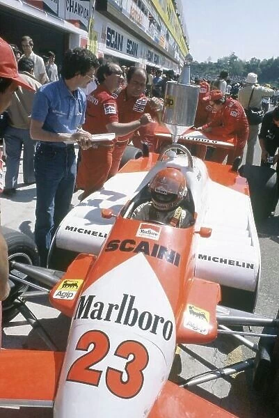 1981 San Marino Grand Prix. Imola, Italy. 1-3 May 1981. Bruno Giacomelli (Alfa Romeo 179C), retired. World Copyright: LAT Photographic Ref: 35mm transparency 81SM15