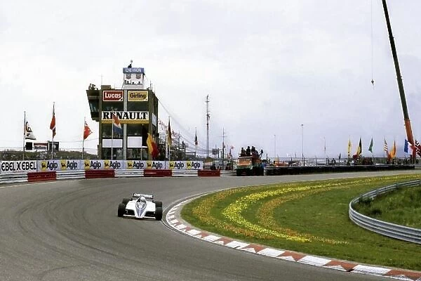 1982 Dutch Grand Prix. Zandvoort, Holland. 3 July 1982. Riccardo Patrese, Brabham BT50-BMW, 15th position, action. World Copyright: LAT Photographic Ref: 35mm transparency 82HOL