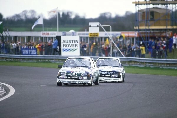 1985 British Saloon Car Championship: Chris Hodgetts, 9th position overall, leads John Morris, 10th position overall, action