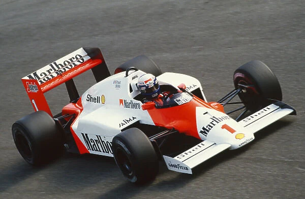 1986 Italian Grand Prix. Monza, Italy. 5th - 7th September 1986. Alain Prost (McLaren MP4 / 2C-TAG Porsche), retired, action. World Copyright: LAT Photographic. Ref: 86 ITA 04