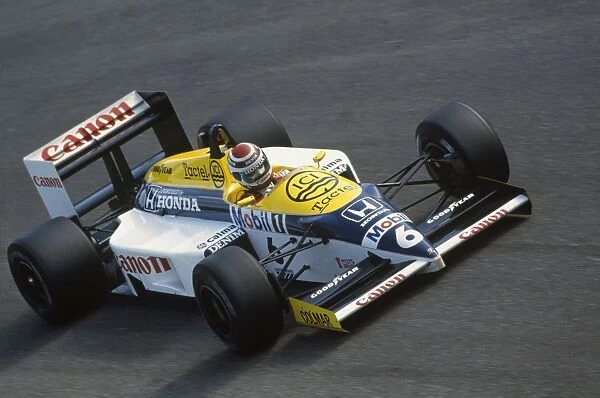 1986 Italian Grand Prix - Nelson Piquet: Nelson Piquet 1st position, at Parabolica. Action