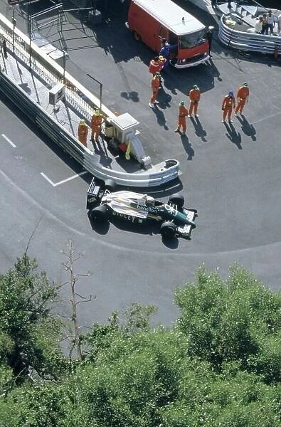 1986 Monaco Grand Prix. Monte Carlo, Monaco. 8th - 11th May 1986. Teo Fabi (Benetton B186-BMW), retired. Ref- 35mm Colour Transparency. World Copyright - LAT Photographic