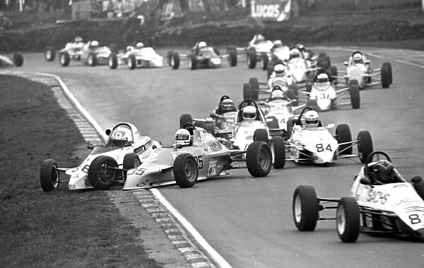1987 FORMULA FORD FESTIVAL BRANDS HATCH MIKA HAKKINEN No 68 CRASHES OUT DURING THE