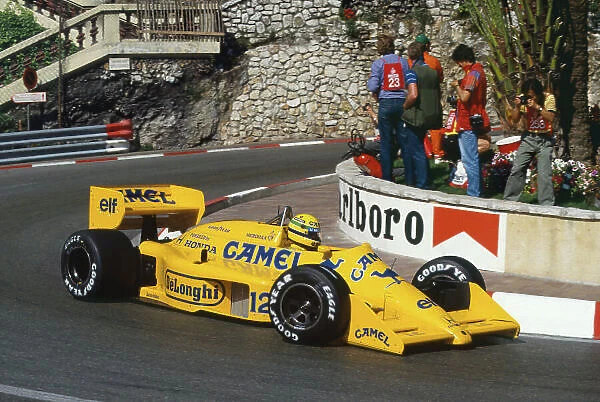 1987 Monaco Grand Prix. Monte Carlo, Monaco. 28th - 31st May 1987. Ayrton Senna (Lotus 99T Honda), 1st position, action. World Copyright: LAT Photographic. Ref: 87MONd
